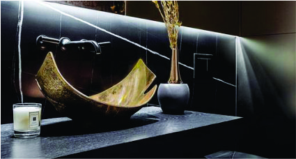 High-end shower diverters and mixers for multi-outlet bathrooms